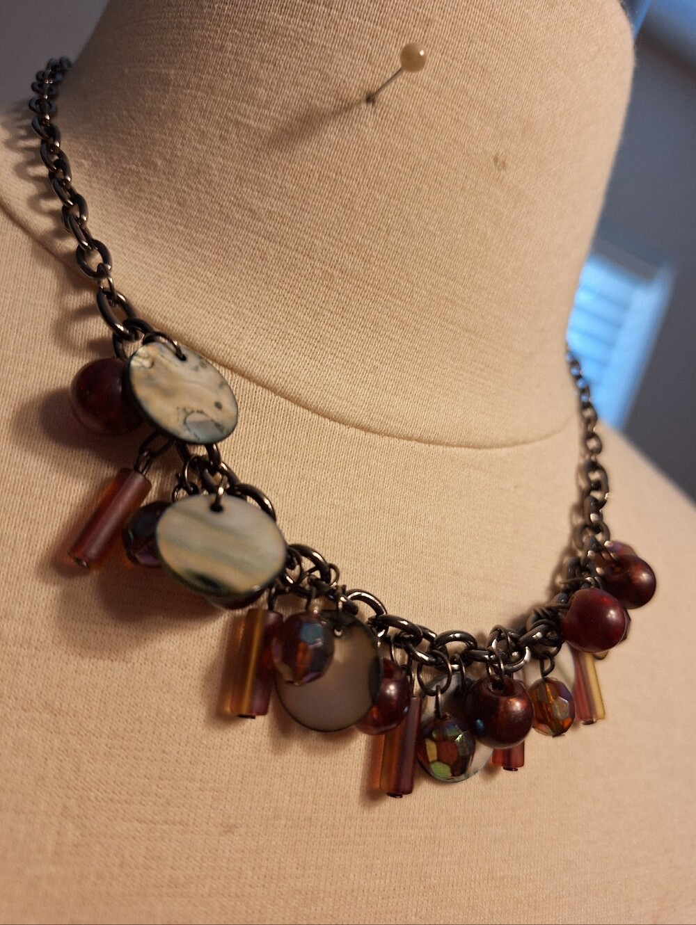 Fall Brown M9ther Of Pearl Cha Cha necklace 19"